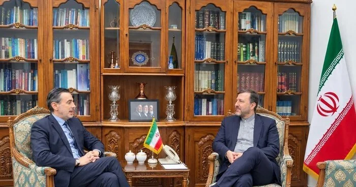 ایران کے نائب وزیر خارجہ غریب آبادی نے تہران میں بھارتی، جاپانی اور ہسپانوی سفیروں سے ملاقات کی