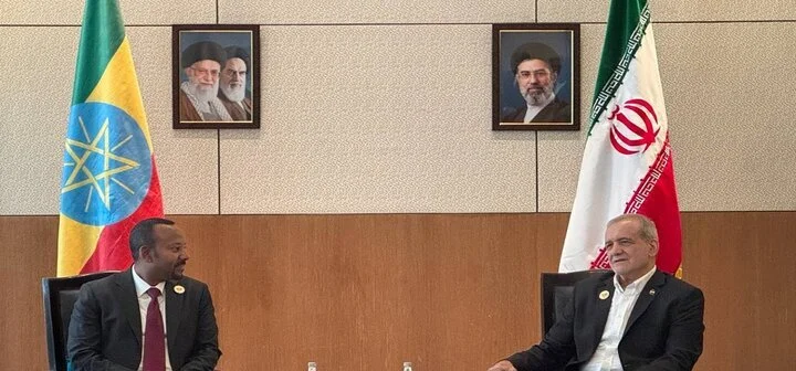 ایران کے صدر پزشکیان نے بھارت میں برکس سربراہ اجلاس کے موقع پر ایتھوپیا کے وزیراعظم ابی احمد سے ملاقات کی