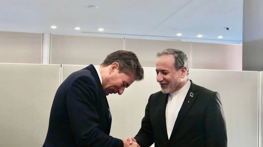 ایران کے وزیر خارجہ عراقچی کی نیویارک میں اقوام متحدہ کے اہلکار فلیچر سے ملاقات