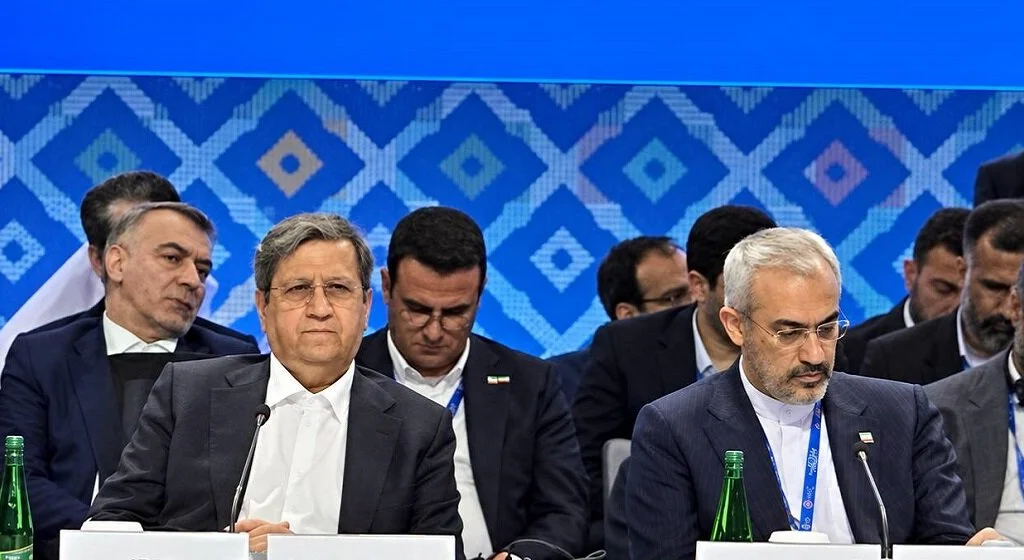 Iran central bank chief rejects economic collapse claims at IMF-World Bank meetings