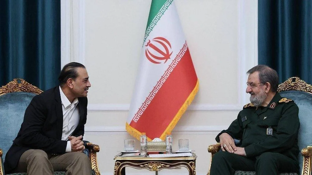 تہران میں ایران اور پاکستان کے اعلیٰ سیکیورٹی حکام کی ملاقات