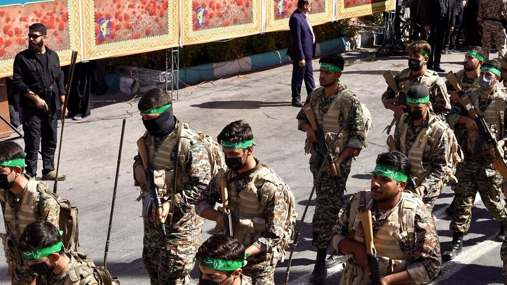 بندر عباس میں بسیج فورسز کا 'جانفدا' مشق