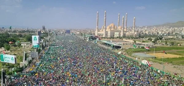 یمن میں حضرت محمد (ص) کی ولادت با سعادت کے موقع پر آتش بازی