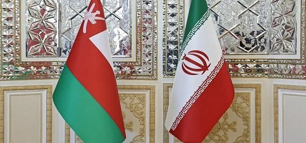 ایران اور عمان نے آبنائے ہرمز کے نئے راستوں پر حتمی معاہدہ کر لیا