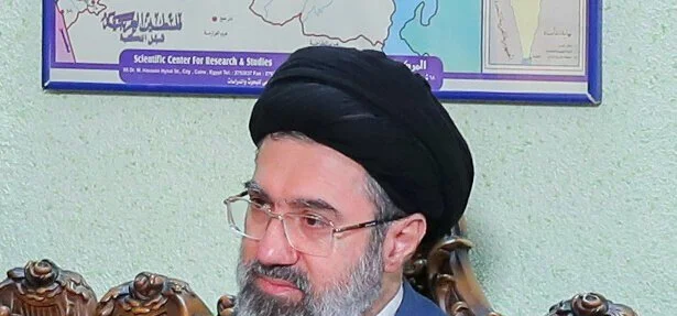 مہر نیوز کے تجزیے میں ایران کے سپریم لیڈر کی علم پر مبنی قیادت کو بیان کیا گیا