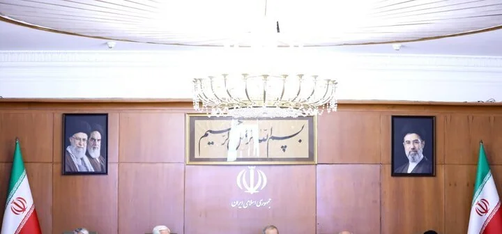 ایران کی کابینہ نے رہبر معظم کے راستے کی مکمل حمایت کا عہد کیا