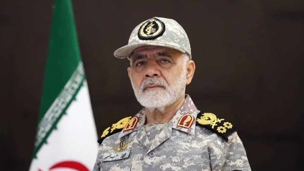 ایران نے کہا ہے کہ امریکی جنگی جہازوں کو خلیج فارس میں دوبارہ داخل نہیں ہونے دے گا