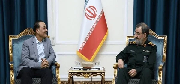 رضایی کا کہنا ہے کہ افزودہ یورینیم کسی بھی صورت ایران سے باہر نہیں جائے گا