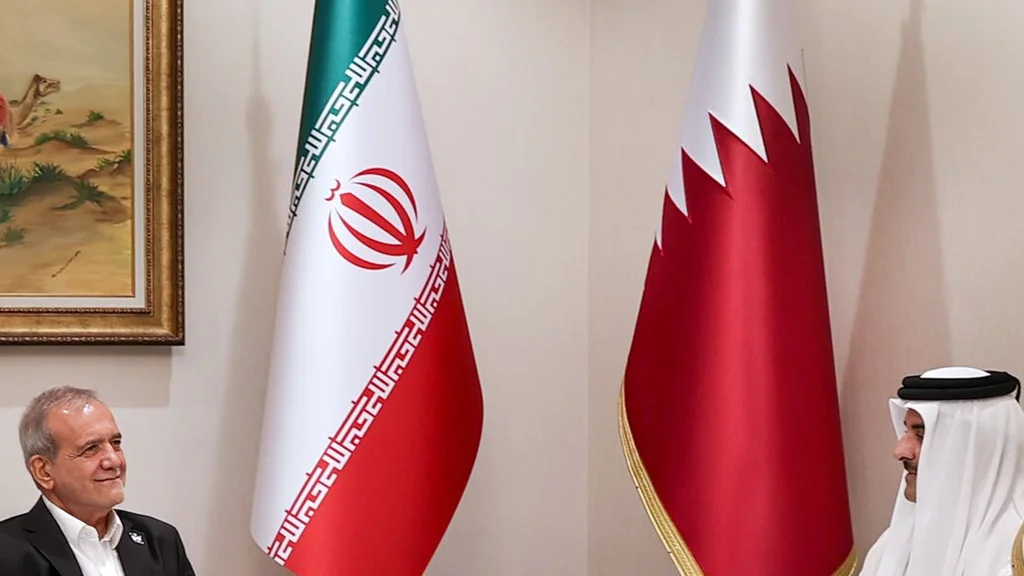 Qatar emir meets Iran president, energy ties in focus