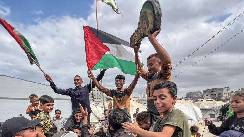 فلسطینی گروہ غزہ معاہدے پر اسرائیلی عملدرآمد کا مطالبہ کر رہے ہیں