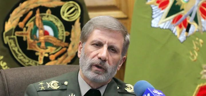 ایران کے آرمی کمانڈر کا کہنا ہے کہ جنگ ختم نہیں ہوئی، دشمن کو مزید حملوں کی توقع رکھنی چاہیے