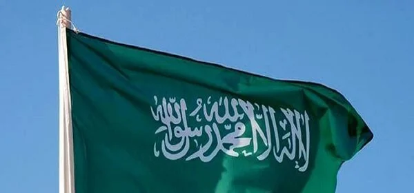 یمنی ذریعے کا کہنا ہے کہ سعودی فضائی دفاع نے اپنی ہی مسجد کو نشانہ بنایا