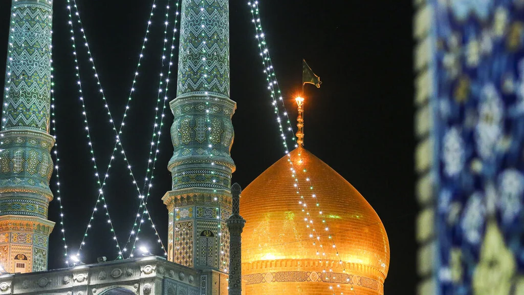 مشہد کے امام رضا علیہ السلام کے روضے پر میلاد النبی ﷺ کی تقریبات کا انعقاد