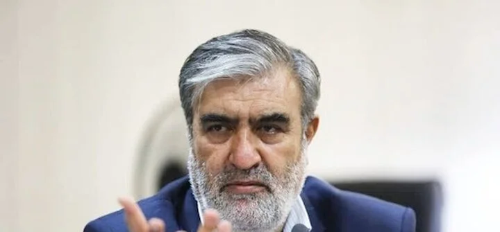 ایرانی رکن پارلیمنٹ ابراہیم عزیزی نے امریکی وزیر خزانہ کے دعووں کو بے بنیاد جھوٹ قرار دیا