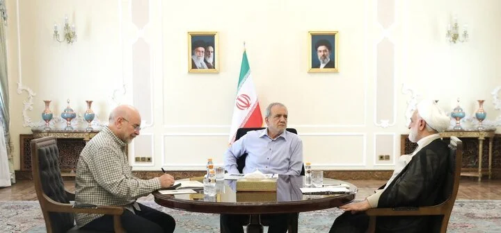 ایران کے اعلیٰ حکام نے ملکی پیش رفت کا جائزہ لیا